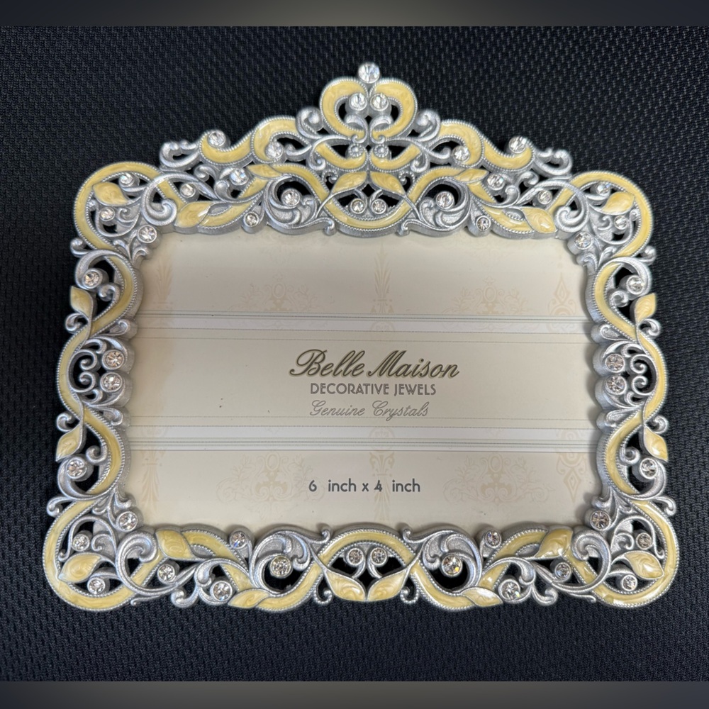 Bella Maison Silver and Gold Decorative Photo Frame 4x6
Never used